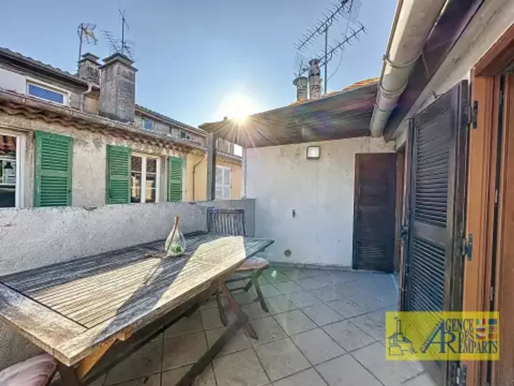 Achat appartement à vendre 2 pièces 51 m² - Antibes