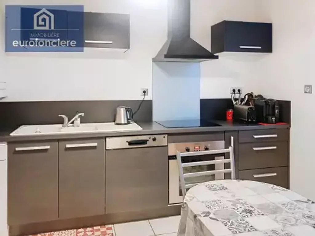 Achat appartement à vendre 5 pièces 90 m² - Saint-André-les-Vergers