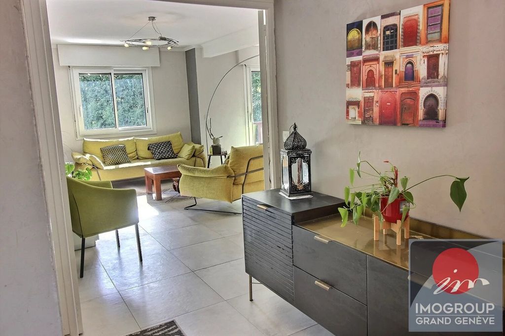 Achat appartement à vendre 3 pièces 81 m² - Prévessin-Moëns