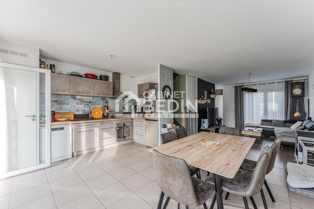 Achat maison à vendre 3 chambres 88 m² - Gujan-Mestras