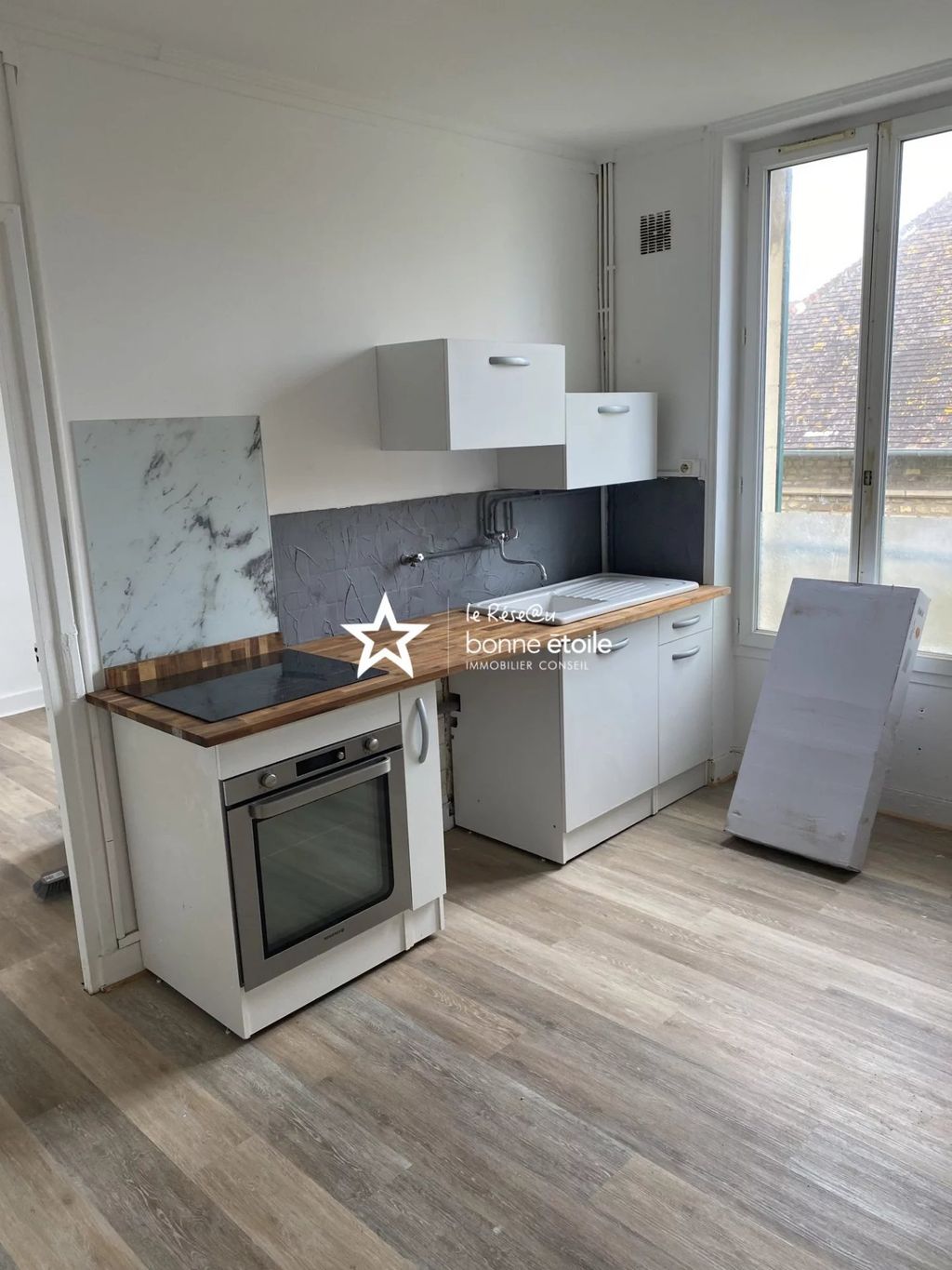 Achat appartement à vendre 2 pièces 27 m² - Bernières-sur-Mer