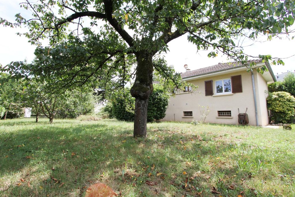 Achat maison à vendre 4 chambres 102 m² - Meyzieu