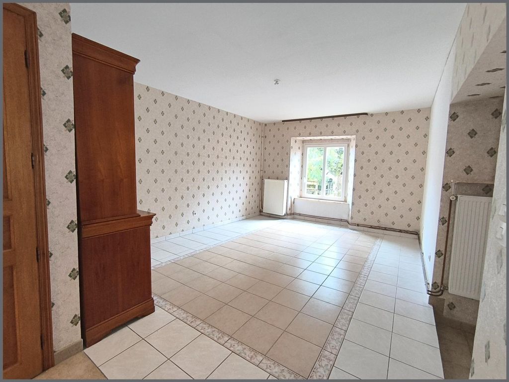 Achat maison à vendre 2 chambres 102 m² - Bambiderstroff