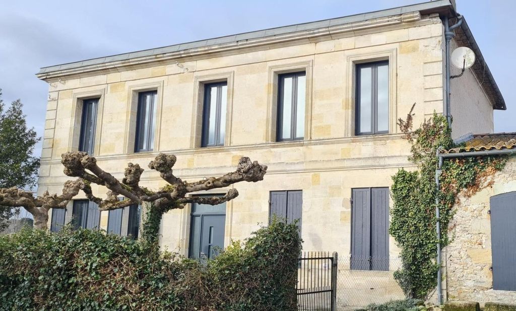 Achat maison à vendre 5 chambres 250 m² - Listrac-Médoc