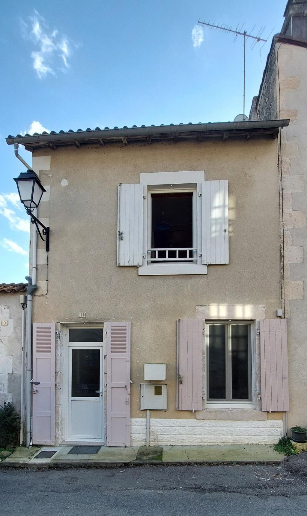 Achat maison à vendre 1 chambre 60 m² - Saint-Savin