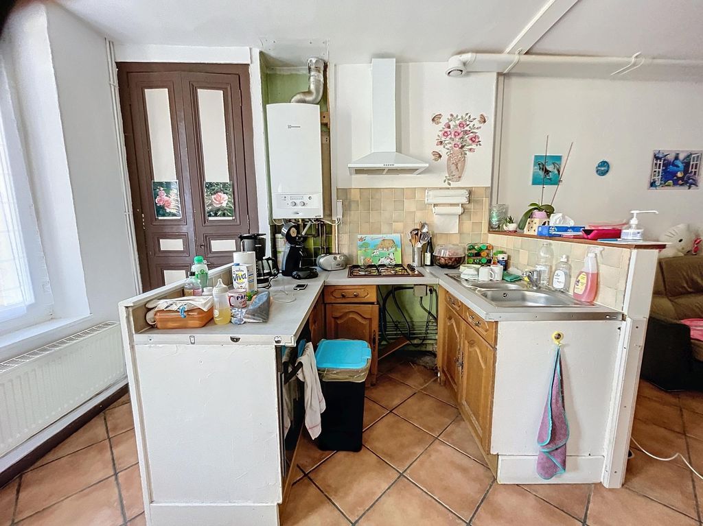 Achat maison à vendre 4 chambres 95 m² - Villeneuve-la-Guyard