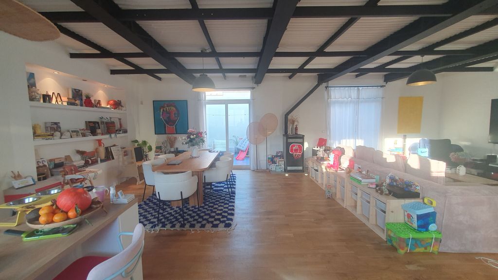 Achat loft à vendre 5 pièces 148 m² - Villiers-sur-Marne