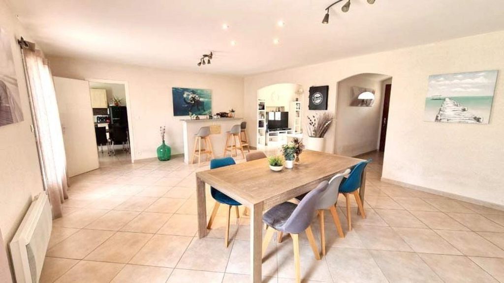 Achat maison à vendre 3 chambres 116 m² - Talmont-Saint-Hilaire