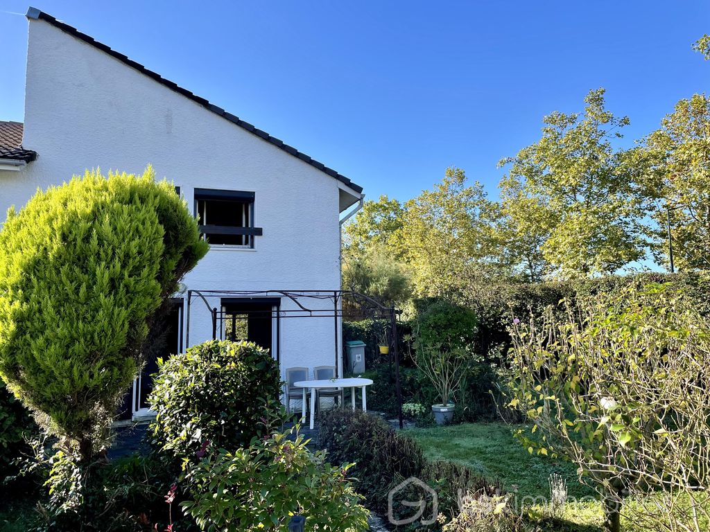 Achat maison à vendre 3 chambres 93 m² - Yerres