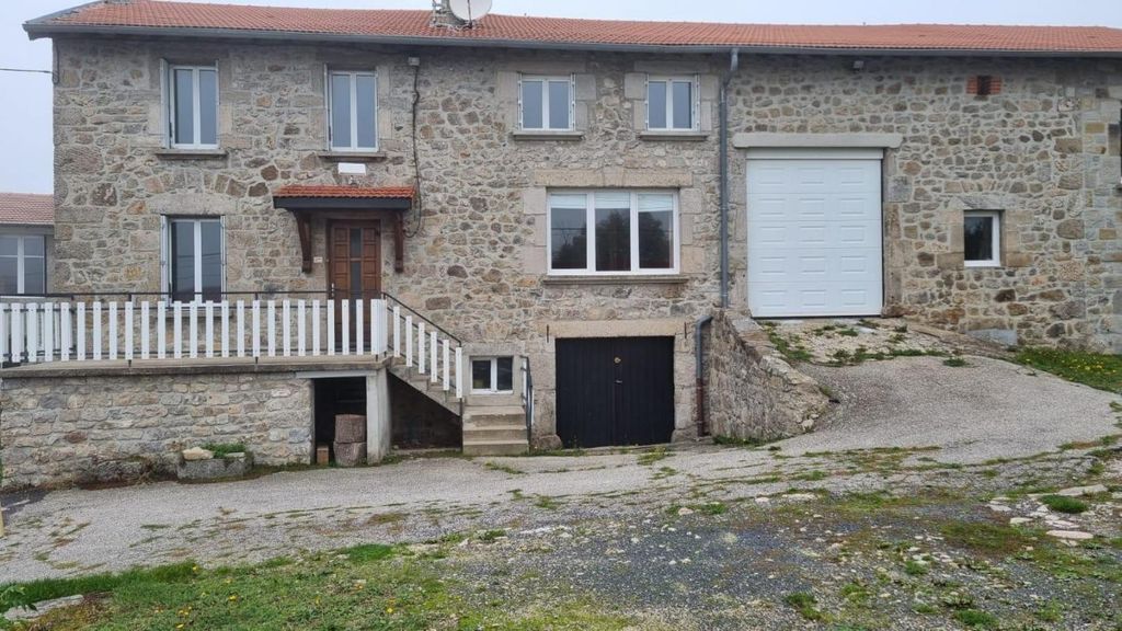 Achat maison à vendre 4 chambres 159 m² - Saint-Romain-Lachalm