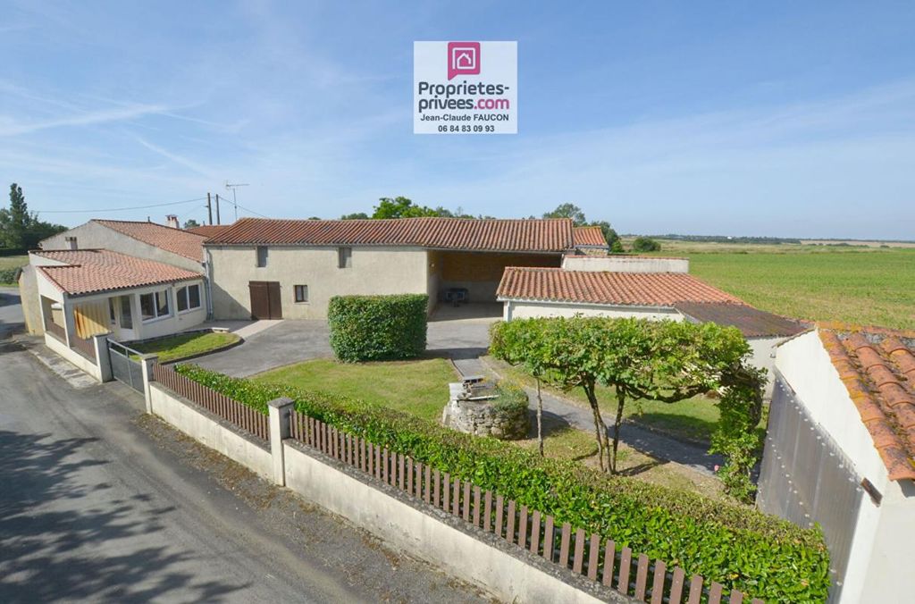 Achat maison à vendre 4 chambres 135 m² - Mareuil-sur-Lay-Dissais