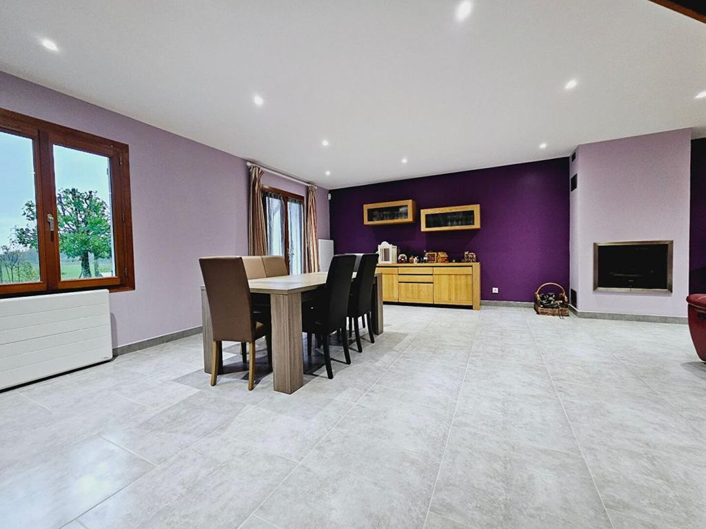 Achat maison à vendre 5 chambres 132 m² - Saint-Doulchard