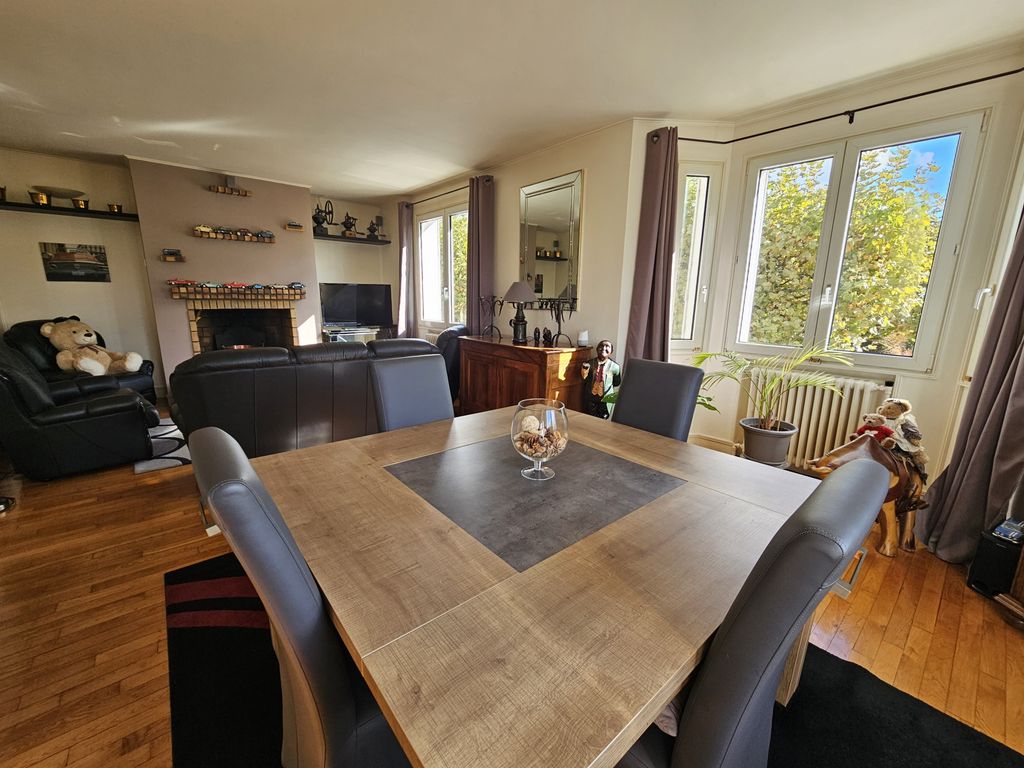 Achat appartement à vendre 7 pièces 130 m² - Sainte-Geneviève-des-Bois