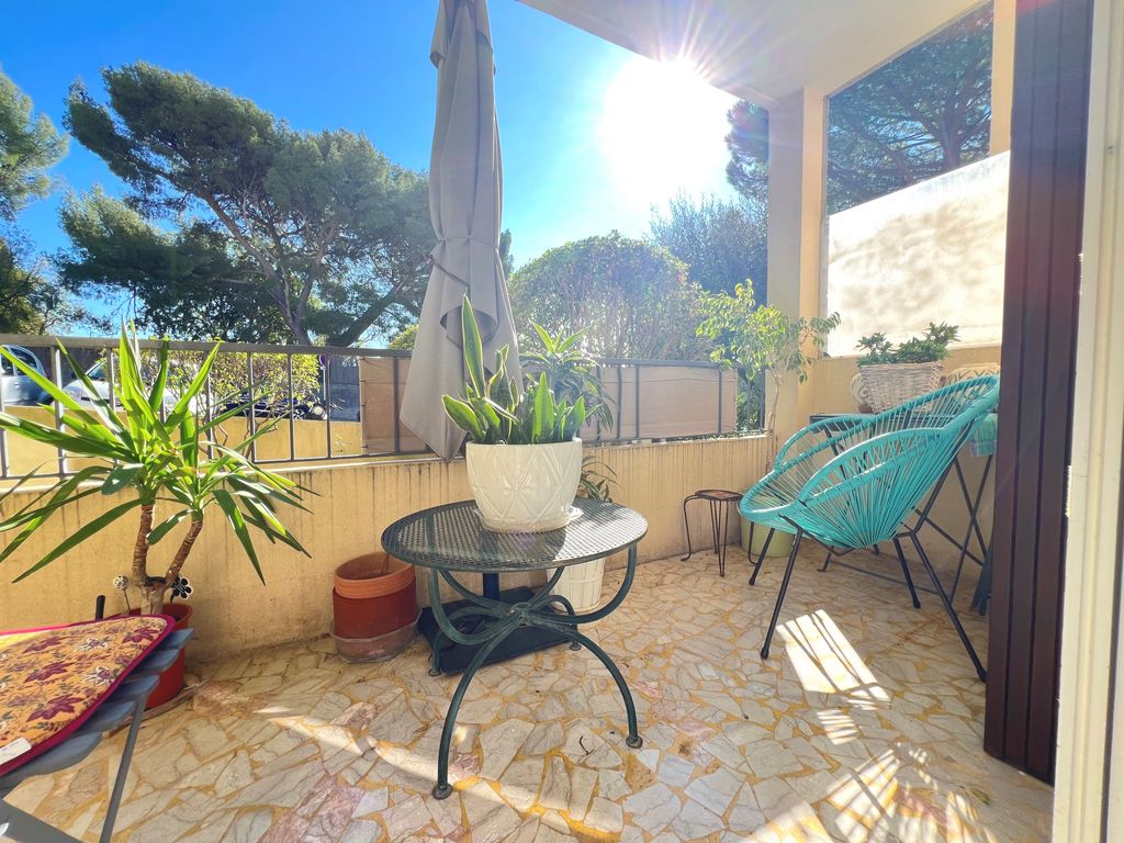 Achat appartement à vendre 3 pièces 66 m² - Toulon