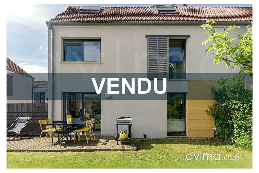 Achat maison à vendre 4 chambres 113 m² - Feucherolles