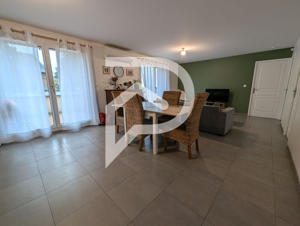 Achat triplex à vendre 5 pièces 94 m² - Amblainville