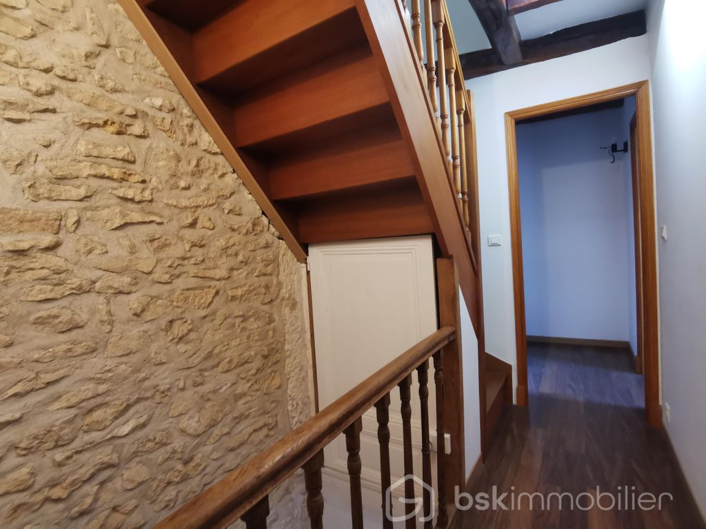 Achat maison à vendre 3 chambres 113 m² - Vouillé