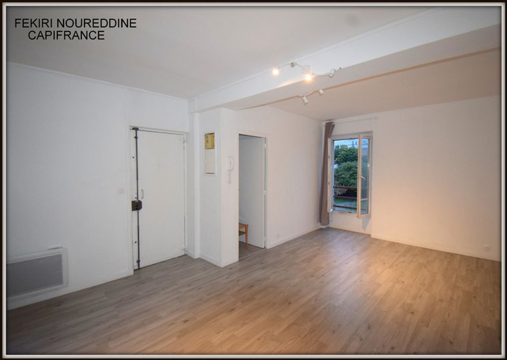 Achat appartement à vendre 3 pièces 52 m² - Aubervilliers