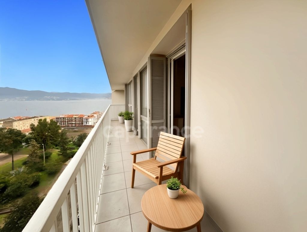 Achat appartement à vendre 4 pièces 98 m² - Ajaccio