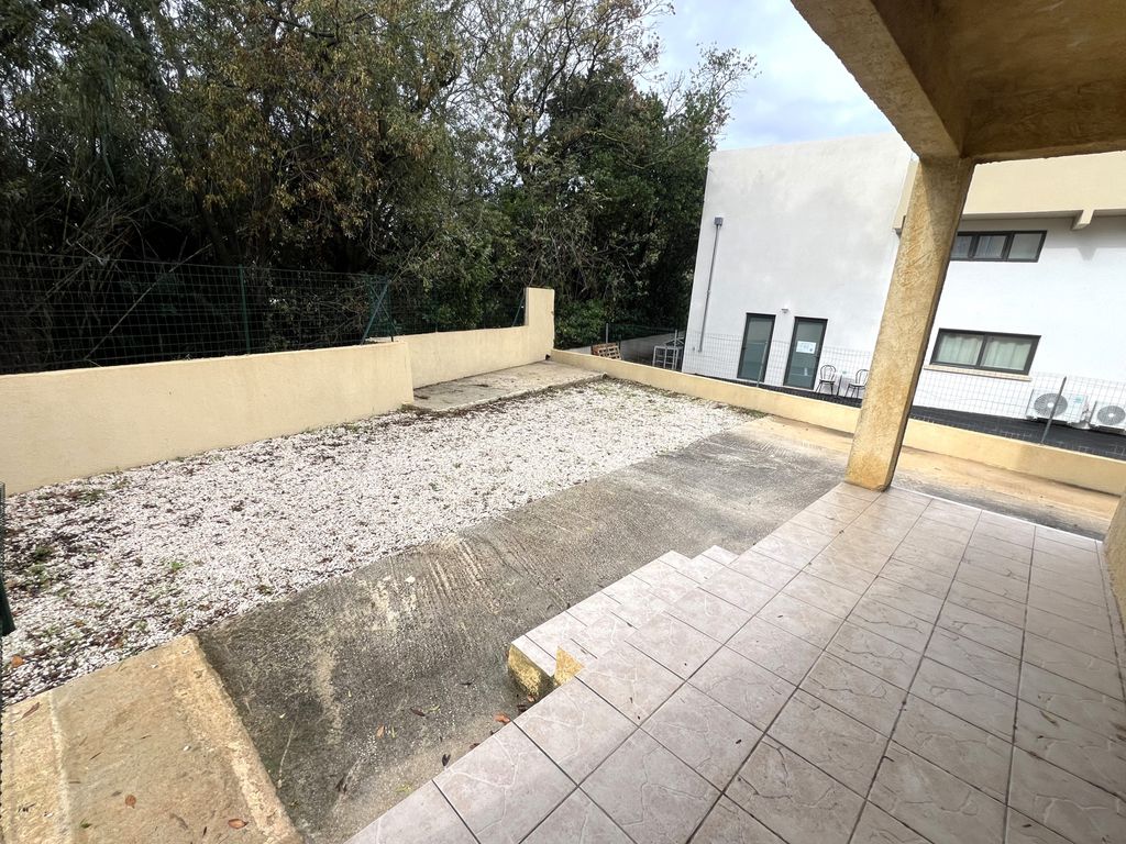 Achat maison à vendre 2 chambres 59 m² - Toulon