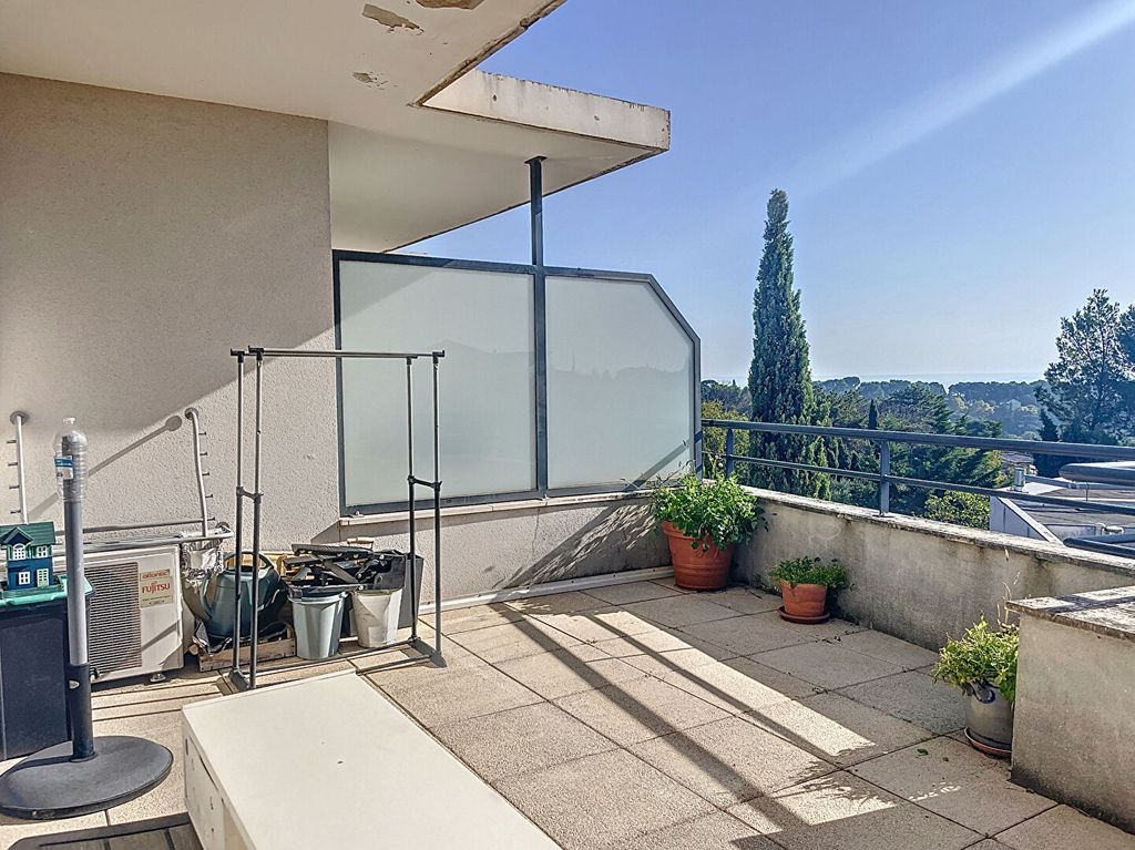 Achat appartement à vendre 3 pièces 70 m² - Villeneuve-lès-Avignon