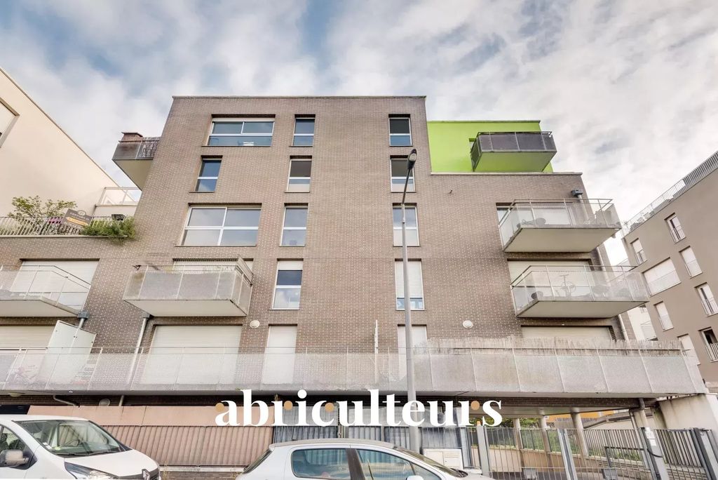 Achat duplex à vendre 4 pièces 83 m² - Bobigny