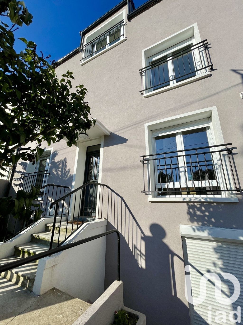 Achat maison à vendre 4 chambres 176 m² - Colombes