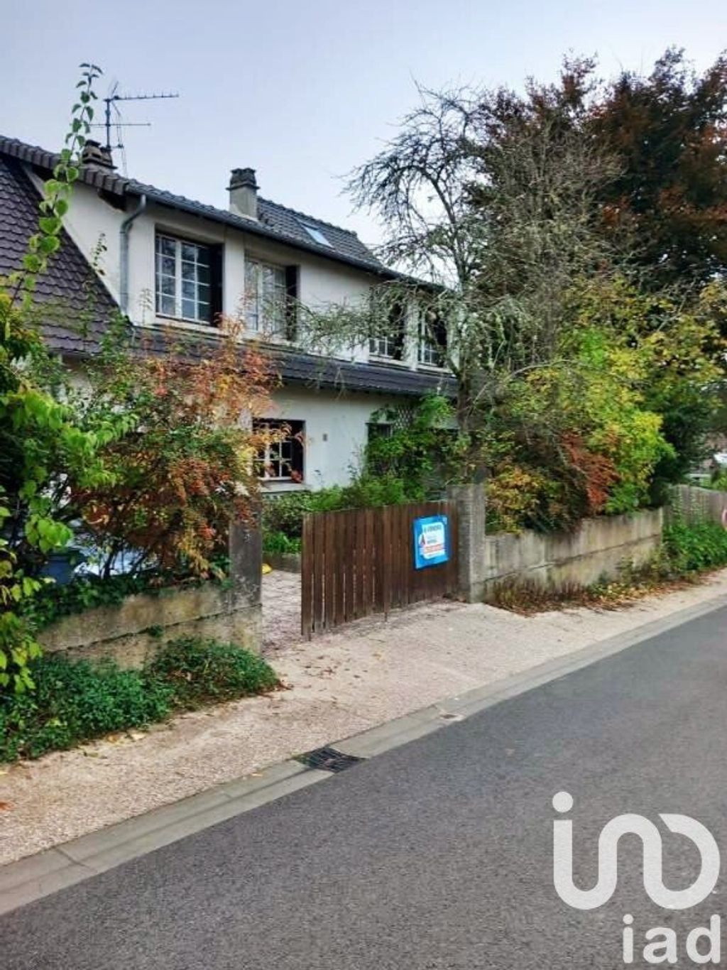 Achat maison à vendre 4 chambres 125 m² - Auffargis