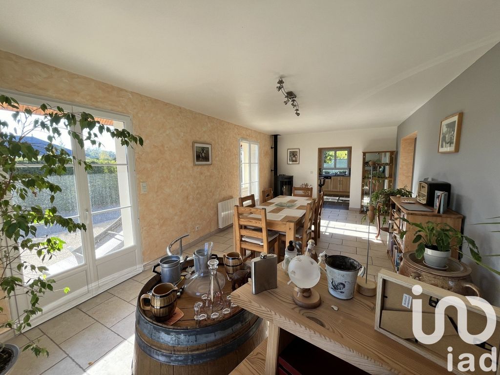 Achat maison à vendre 3 chambres 137 m² - Charmont-sous-Barbuise