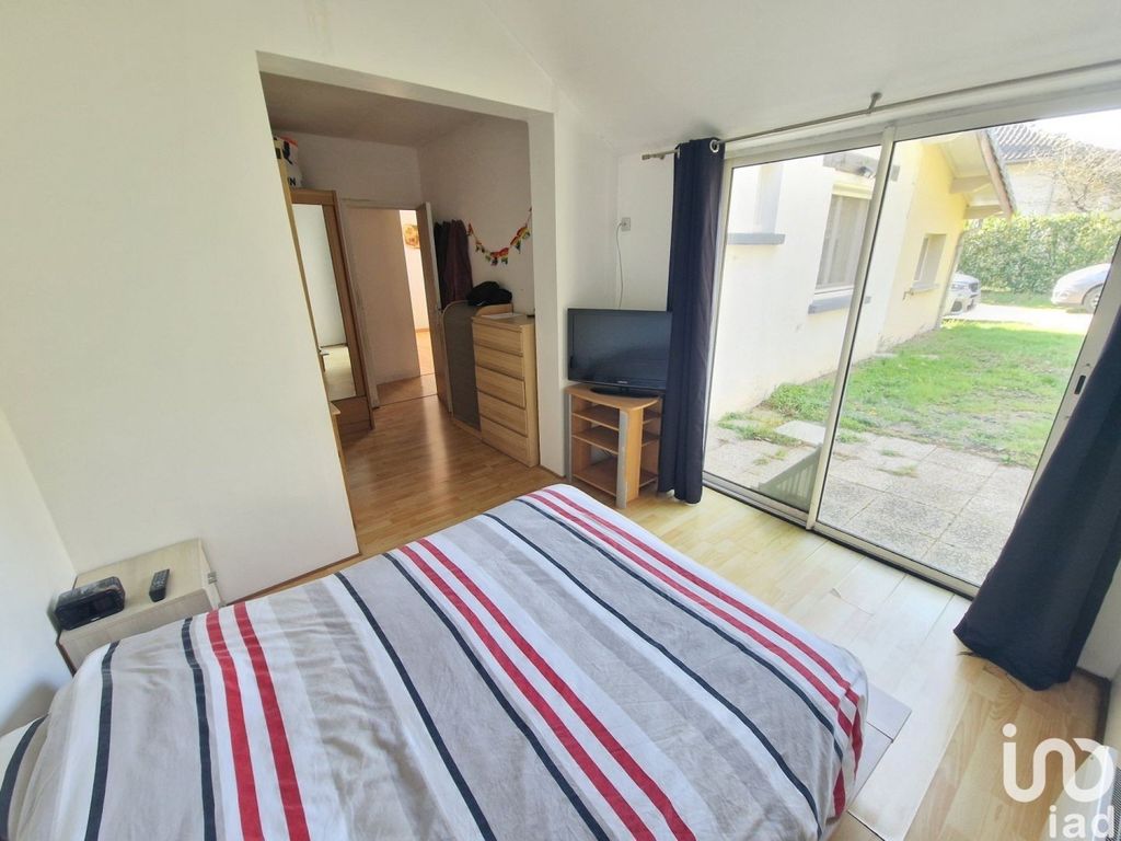 Achat maison à vendre 3 chambres 104 m² - Saint-Aignan-le-Jaillard