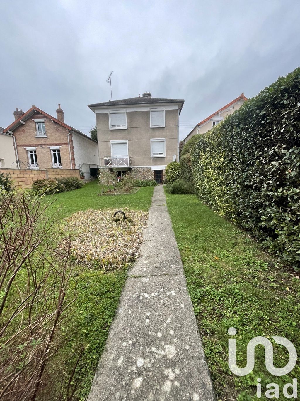 Achat maison à vendre 3 chambres 96 m² - Villeneuve-le-Roi