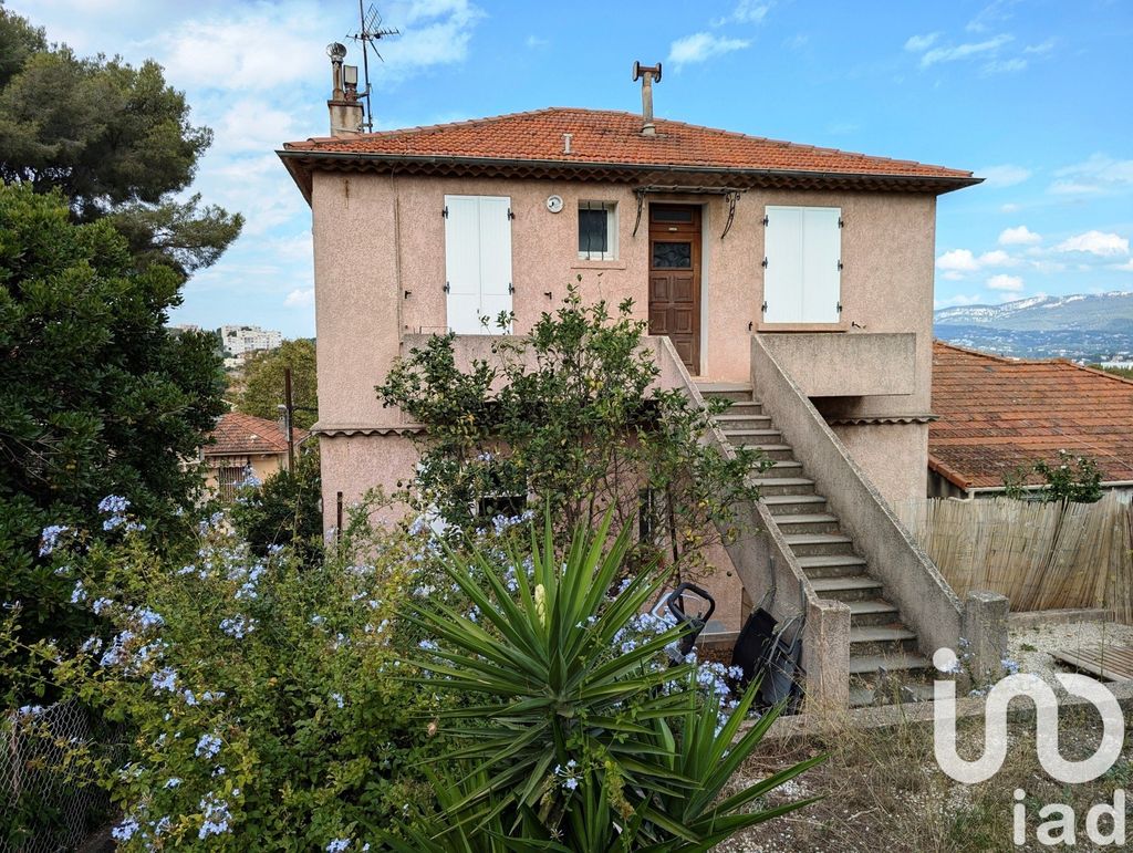 Achat maison à vendre 4 chambres 118 m² - La Seyne-sur-Mer