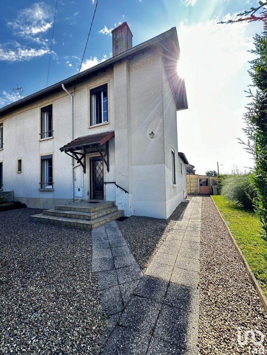 Achat maison à vendre 2 chambres 124 m² - Gueugnon