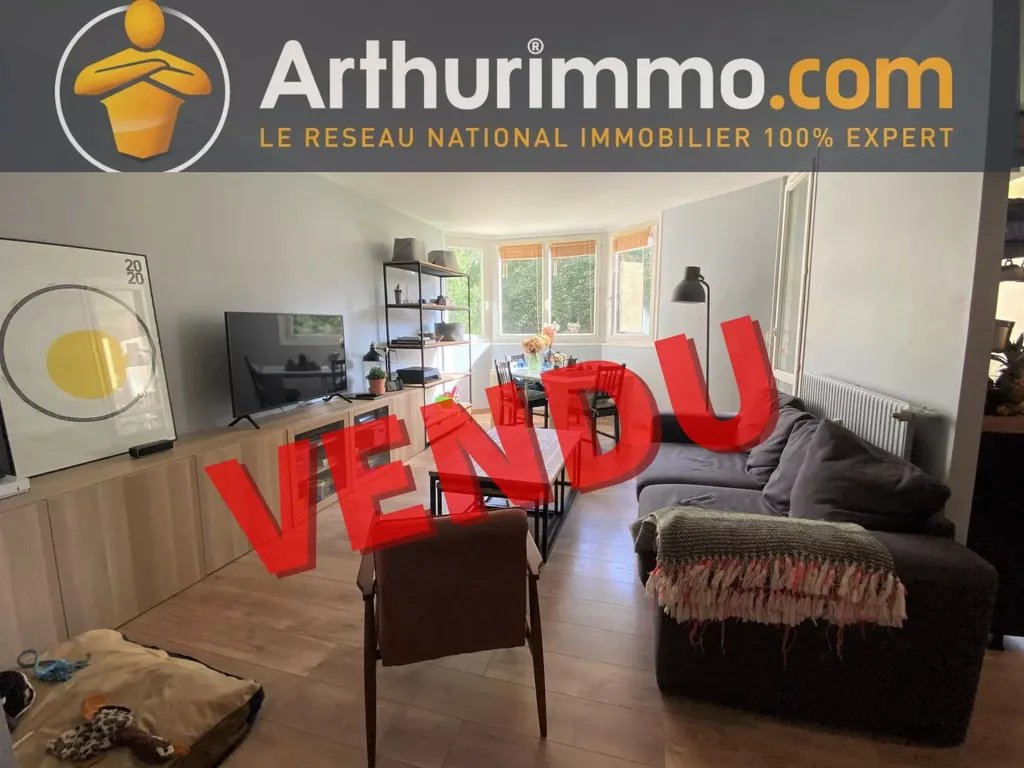 Achat appartement à vendre 3 pièces 74 m² - Livry-Gargan