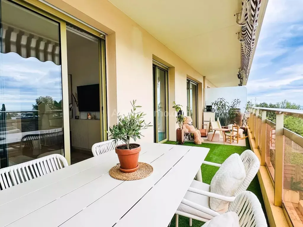 Achat appartement 3 pièce(s) Villeneuve-Loubet