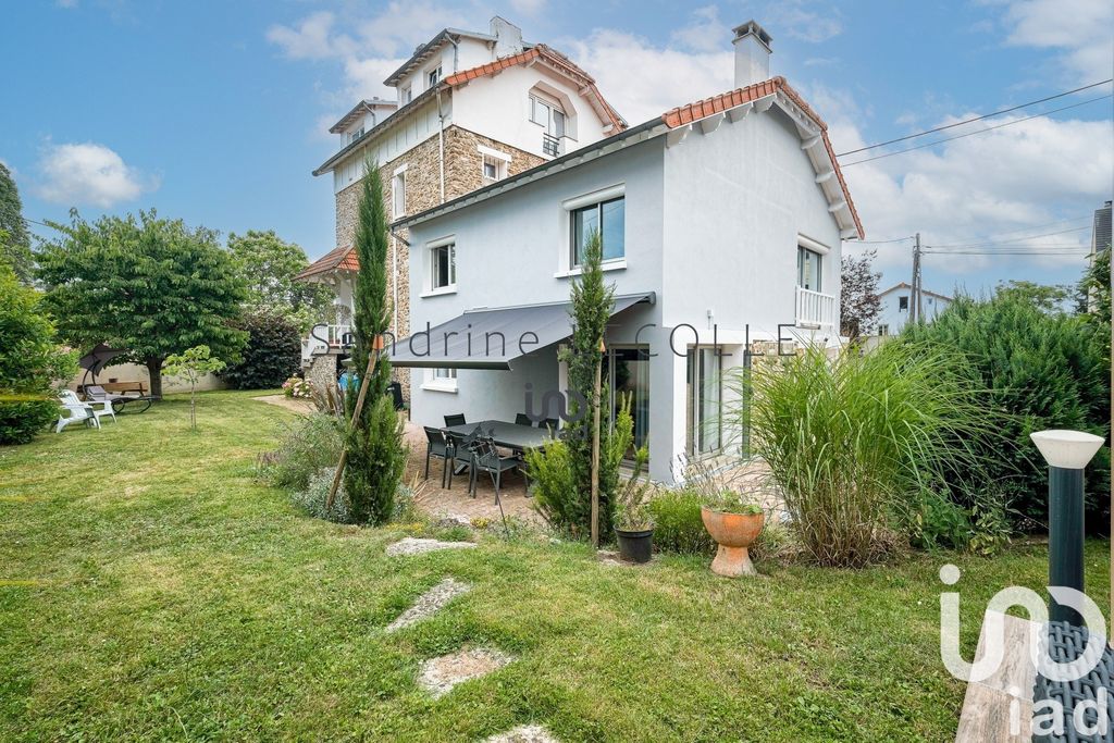 Achat maison à vendre 5 chambres 229 m² - Coupvray