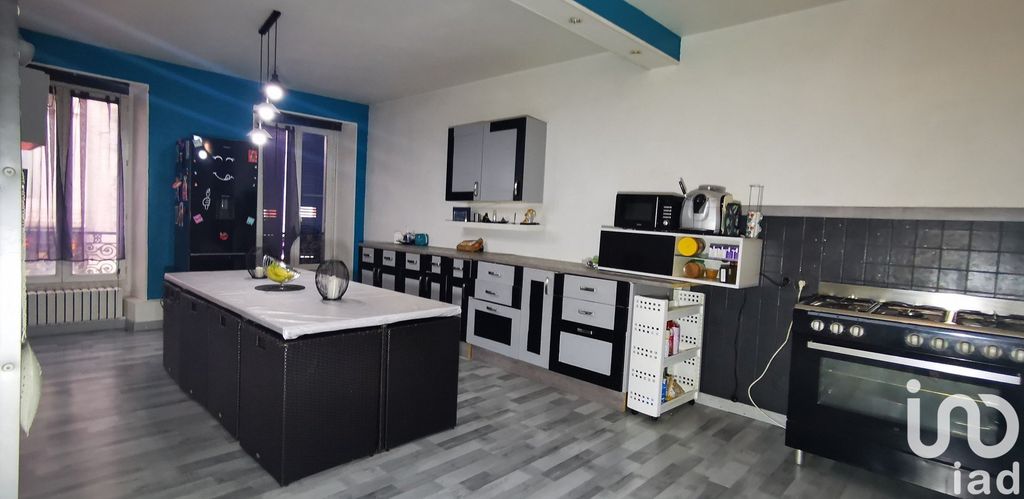 Achat appartement à vendre 7 pièces 159 m² - La Mure