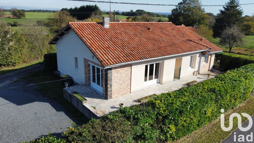 Achat maison à vendre 4 chambres 125 m² - Chazelles