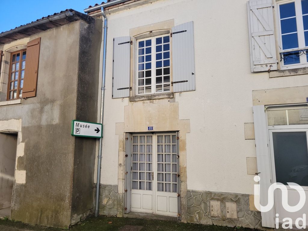 Achat maison à vendre 2 chambres 84 m² - Mouilleron-Saint-Germain