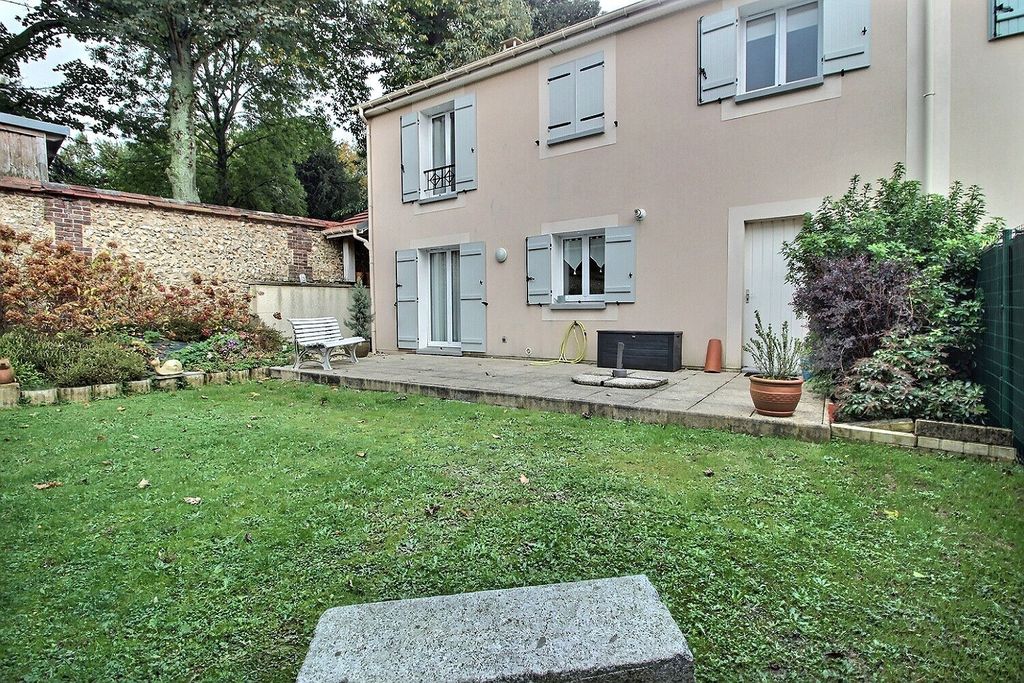 Achat maison à vendre 4 chambres 110 m² - Le Mesnil-Esnard