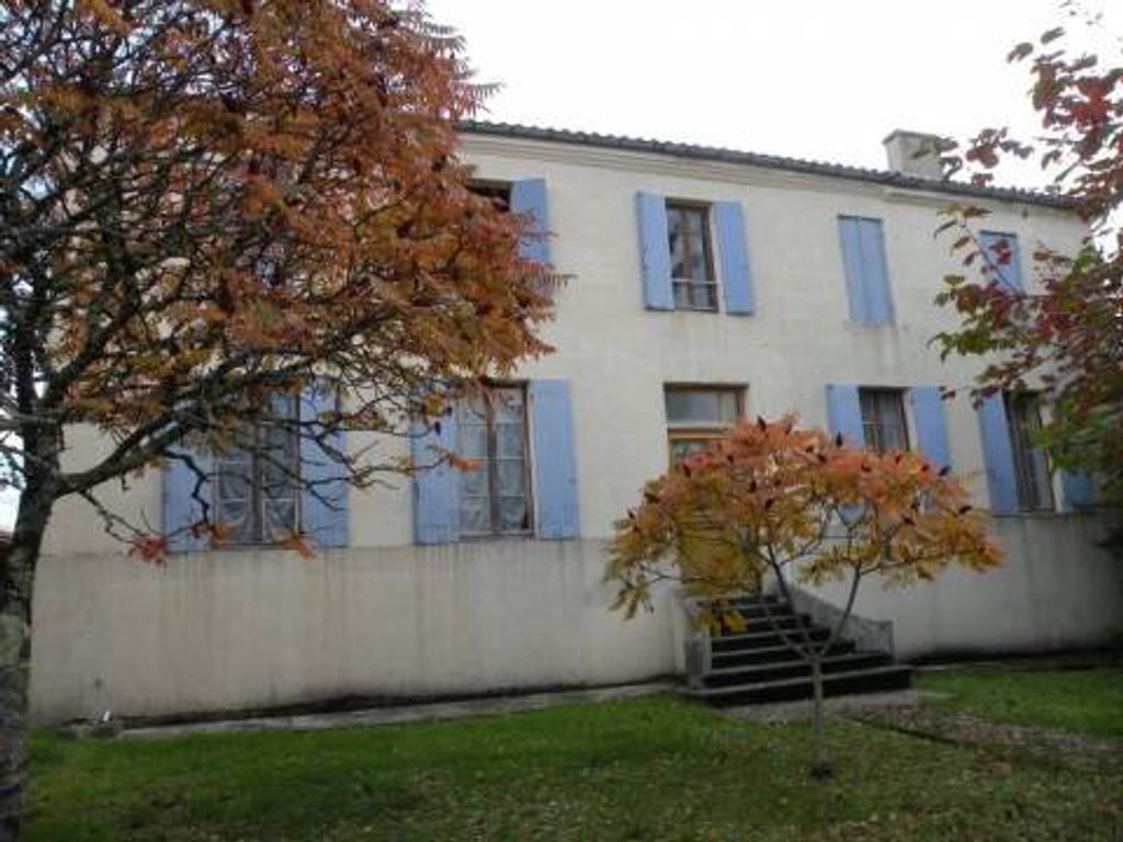 Achat maison à vendre 2 chambres 165 m² - Montlieu-la-Garde