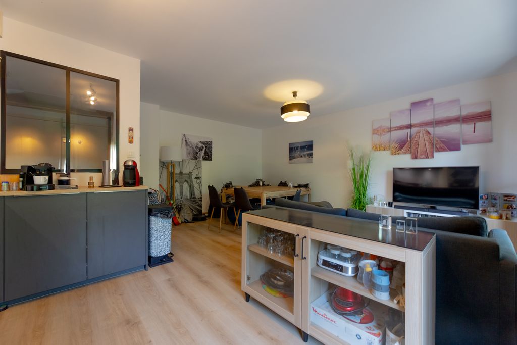 Achat appartement à vendre 2 pièces 49 m² - Mandelieu-la-Napoule