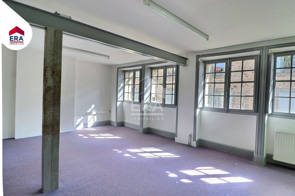 Achat appartement à vendre 5 pièces 228 m² - Figeac