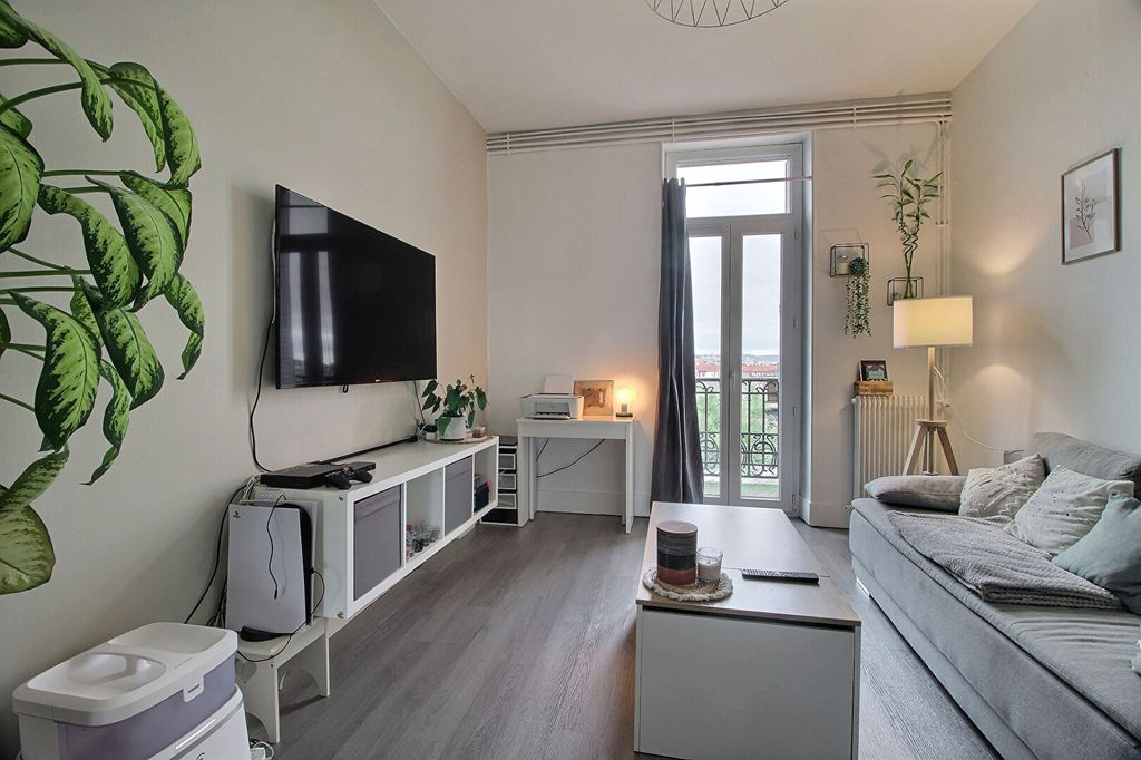 Achat appartement à vendre 2 pièces 45 m² - Clermont-Ferrand