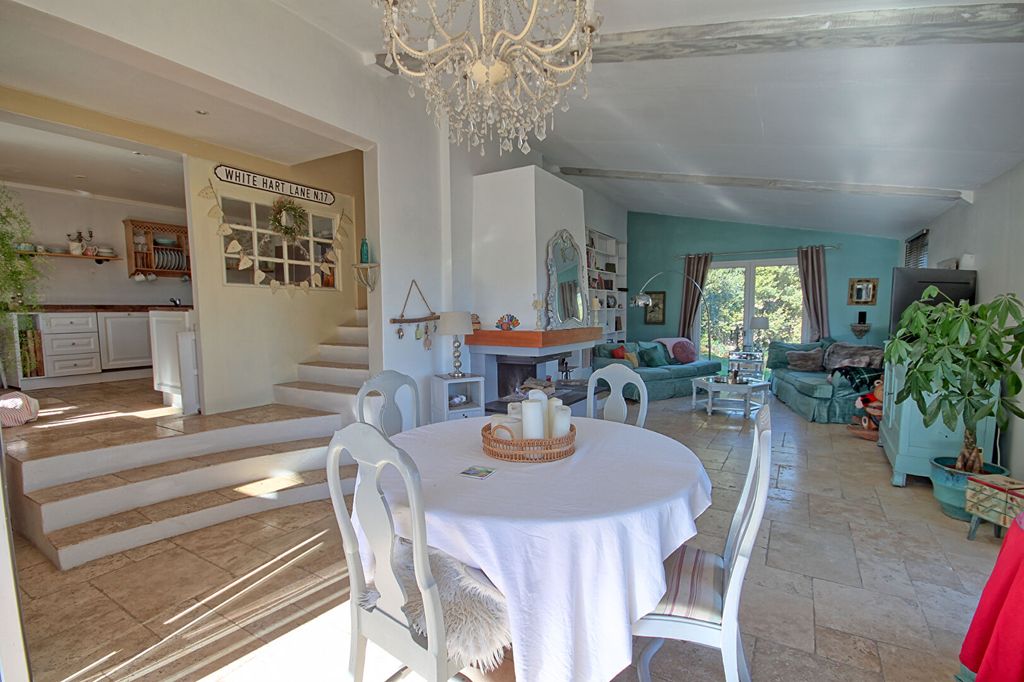 Achat maison à vendre 4 chambres 162 m² - Le Bar-sur-Loup