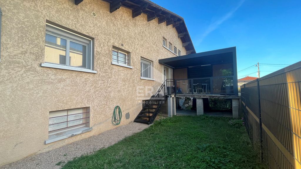 Achat maison à vendre 5 chambres 148 m² - Irigny