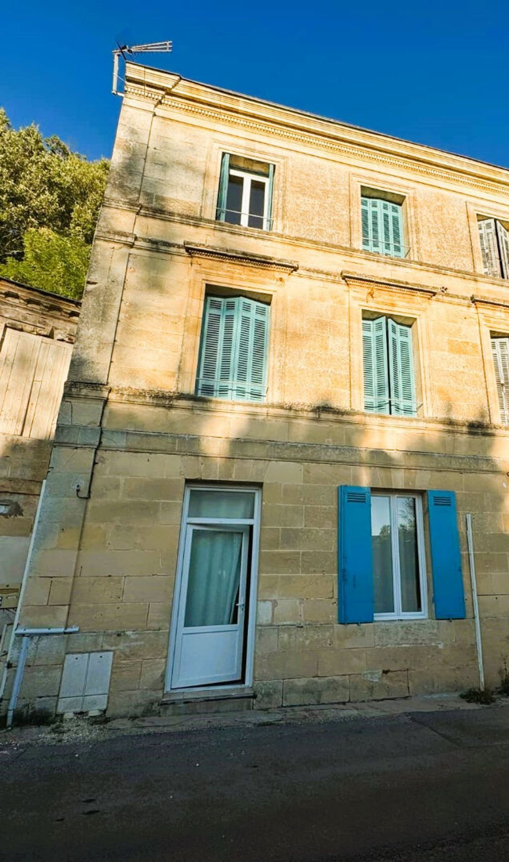 Achat maison à vendre 3 chambres 95 m² - Bayon-sur-Gironde