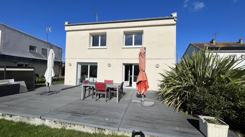 Achat maison à vendre 2 chambres 108 m² - Hermanville-sur-Mer