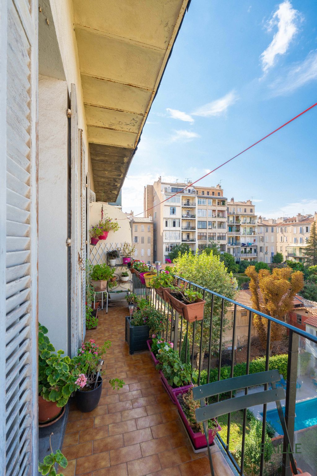 Achat appartement à vendre 3 pièces 98 m² - Marseille 8ème arrondissement