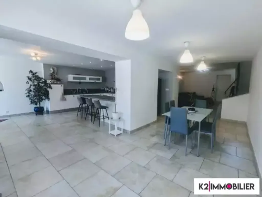 Achat maison à vendre 3 chambres 124 m² - Ancône